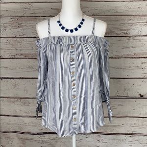 NWT Womens IZ Byer Small Blouse